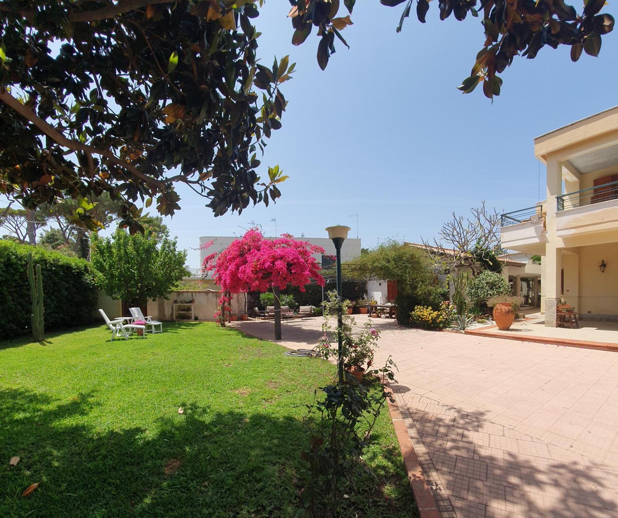 La Depandance Di Villa Rosa Locazioni Brevi Mondello Dış mekan fotoğraf